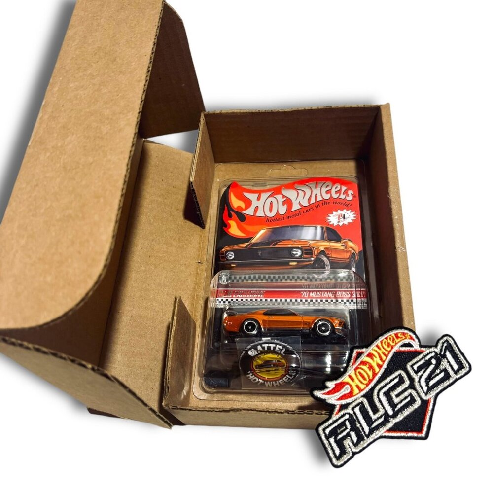 Hot Wheels RLC 2021 '70 Mustang Boss 302 CAR, Pin, and Parch! Sold Out! NEW! - Picture 7 of 7